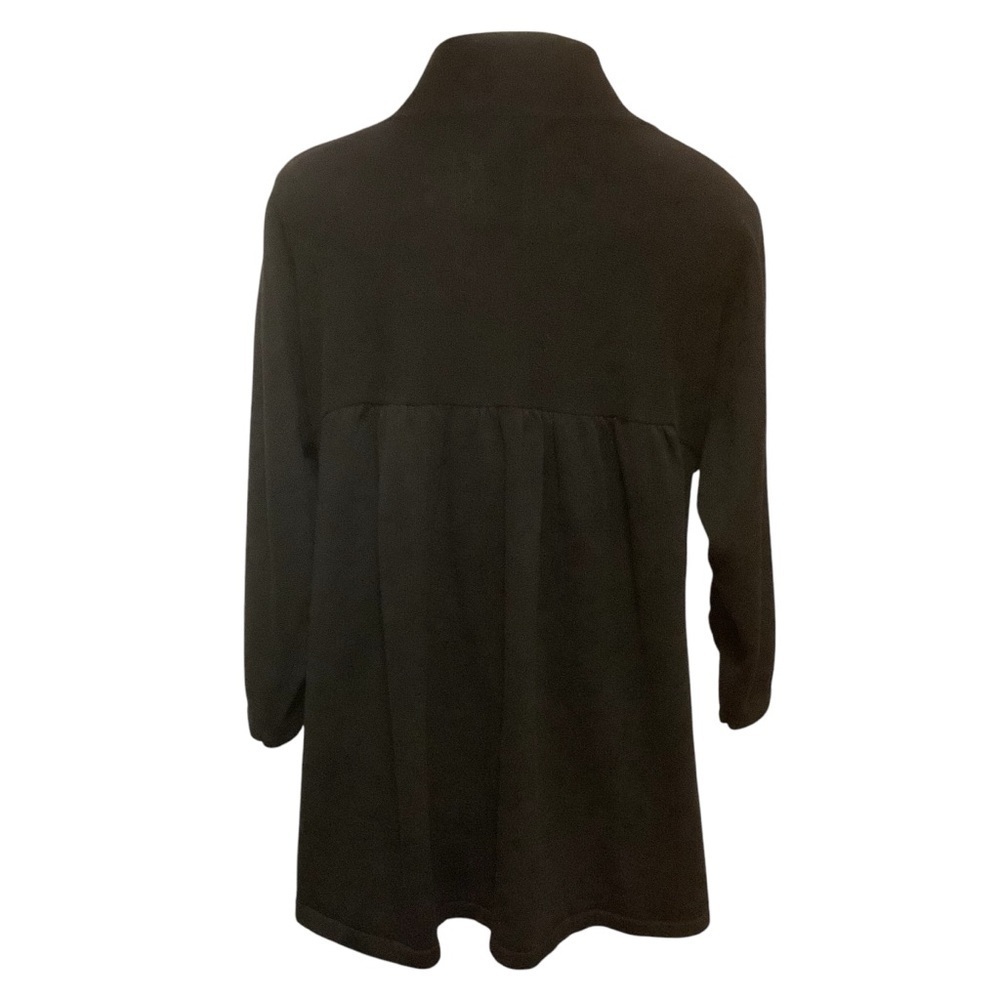 LISA INTERNATIONAL BLACK COTTON V-NECK/ 3/4 SLEEVE/ LARGE BUTTON SWEATER/ Size M - Picture 3 of 11